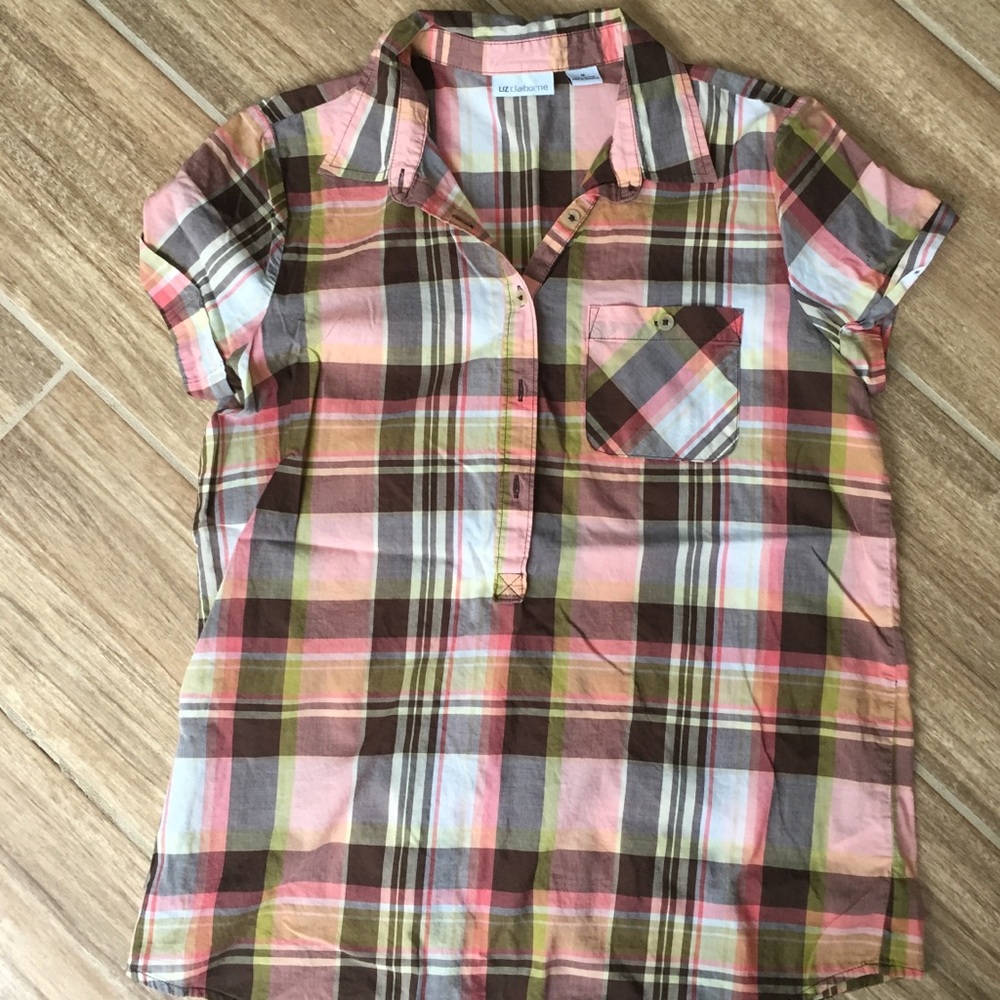 Liz Claiborne plaid short sleeve top